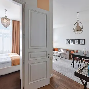 6 Viena